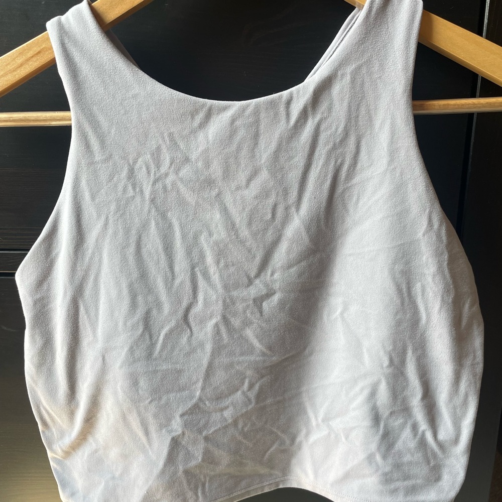 Super pretty lilac sports bra